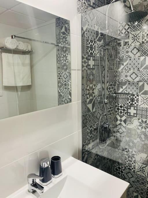 Alterhome Luminoso Estudio Con Piscina Y Maravillosas Vistas Torremolinos Zewnętrze zdjęcie