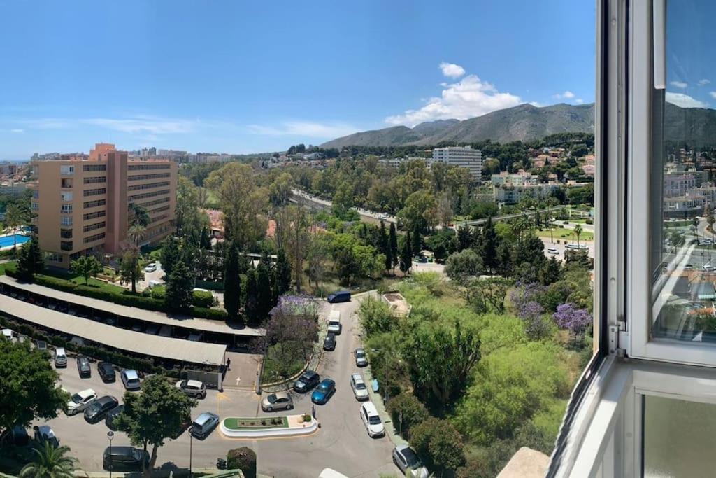 Alterhome Luminoso Estudio Con Piscina Y Maravillosas Vistas Torremolinos Zewnętrze zdjęcie