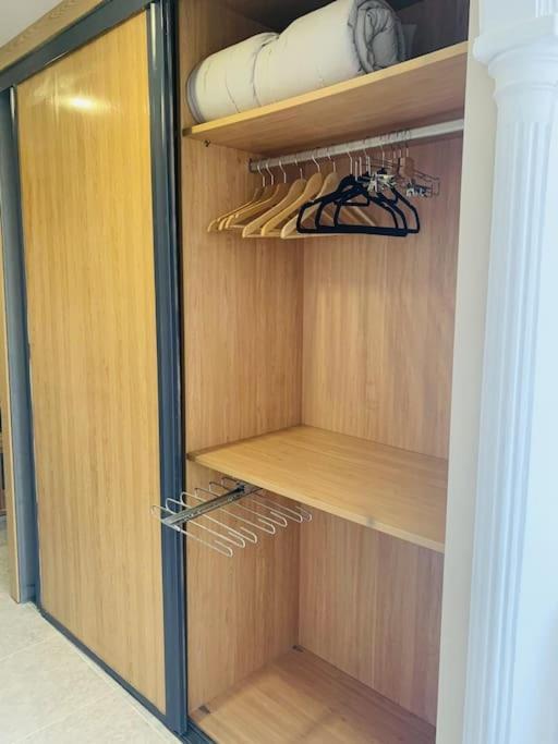 Alterhome Luminoso Estudio Con Piscina Y Maravillosas Vistas Torremolinos Zewnętrze zdjęcie