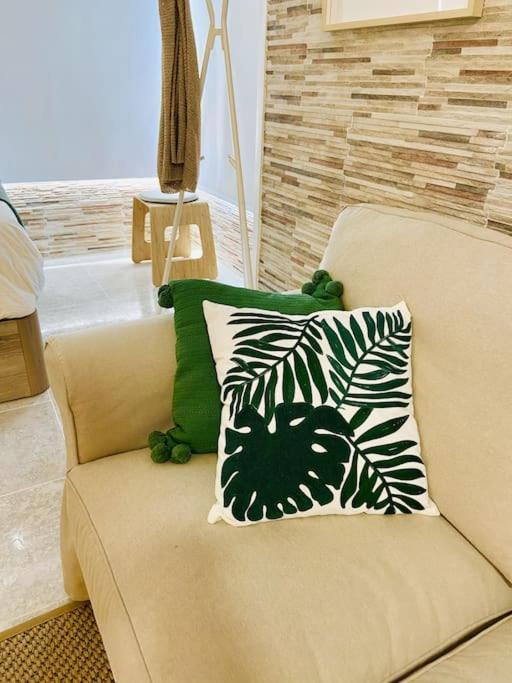Alterhome Luminoso Estudio Con Piscina Y Maravillosas Vistas Torremolinos Zewnętrze zdjęcie